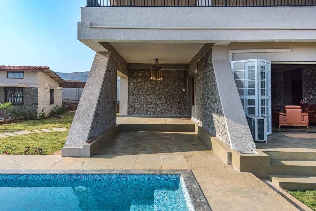 Stone Mansion By Phoenix Stays Igatpuri Exterior photo