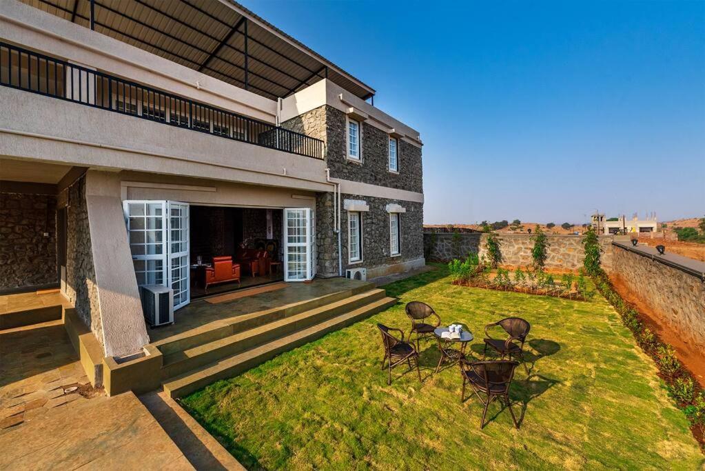 Stone Mansion By Phoenix Stays Igatpuri Exterior photo