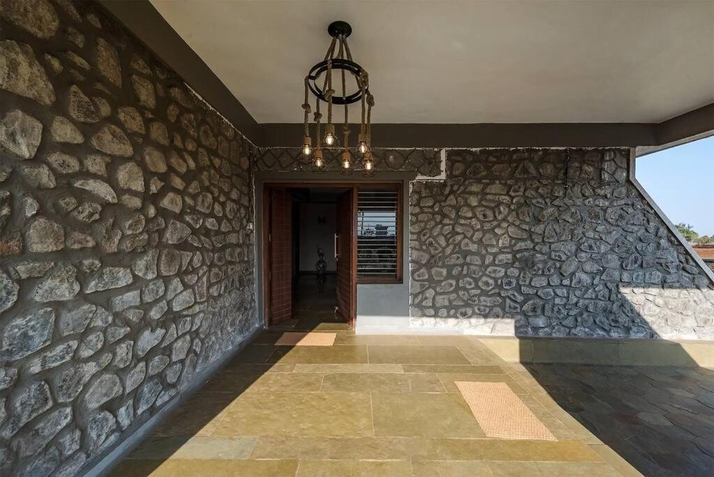 Stone Mansion By Phoenix Stays Igatpuri Exterior photo